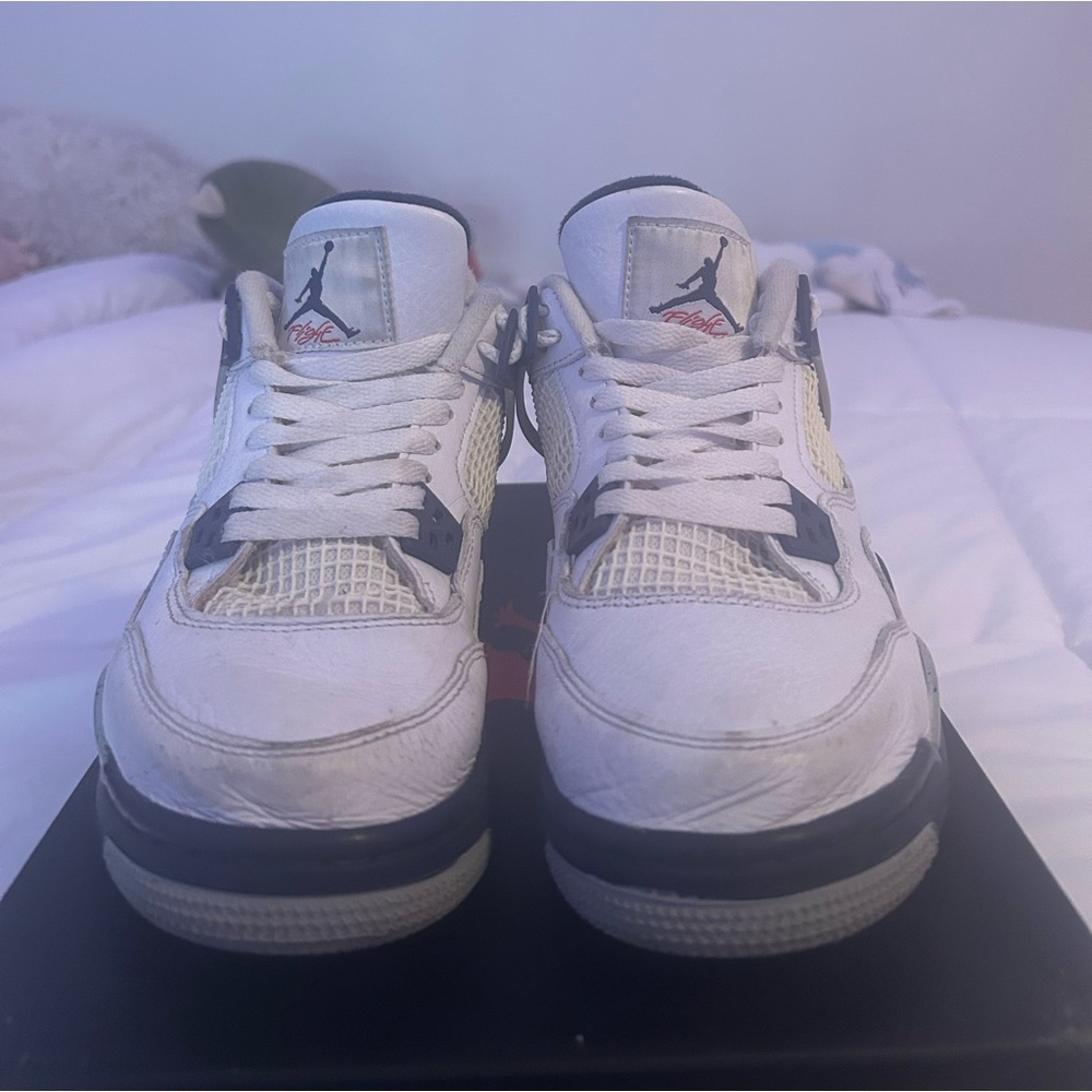 Jordan 4, color way (midnight navy), size 7.5Y